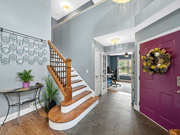5th image of 173 Crescent Ln