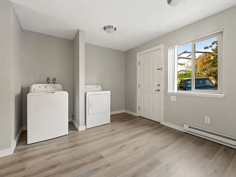 Brittany House Apartments — Photo 57