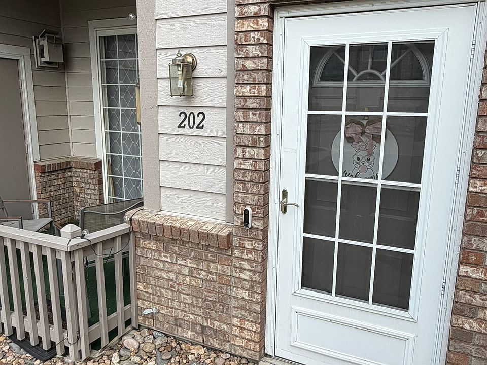 1st image of 5151 29th St Unit 202