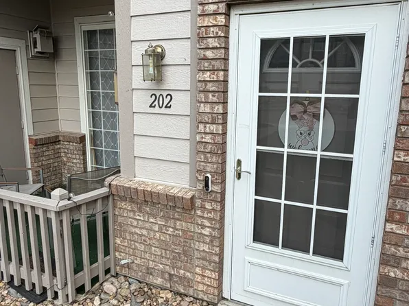 5151 29th St Unit 202, Greeley, CO 80634