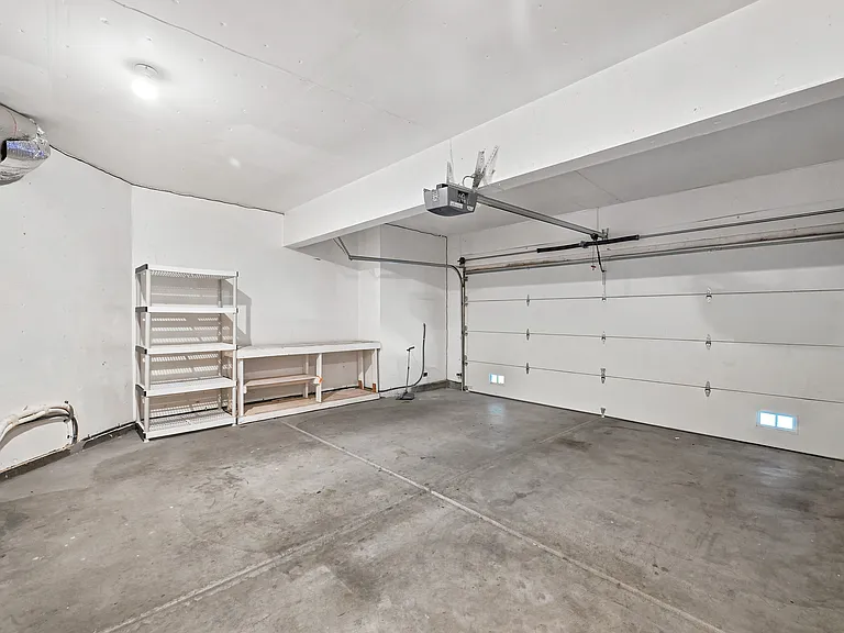1286 Crestpoint Dr — Photo 28
