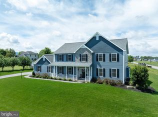 1164 E Springfield Dr, Bellefonte, PA 16823