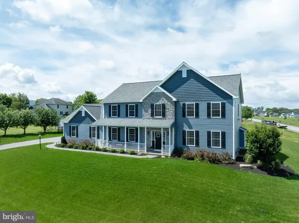 1164 E Springfield Dr, Bellefonte, PA 16823