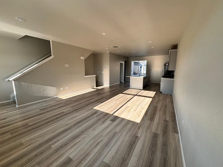 16690 Umatilla St — Photo 33