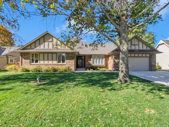 203 S Parkdale St, Wichita, KS 67209