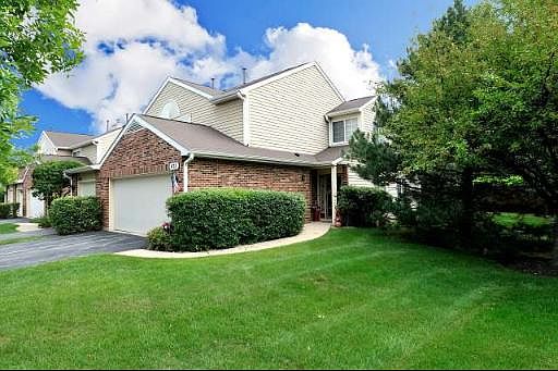 2nd image of 473 Canterbury Dr