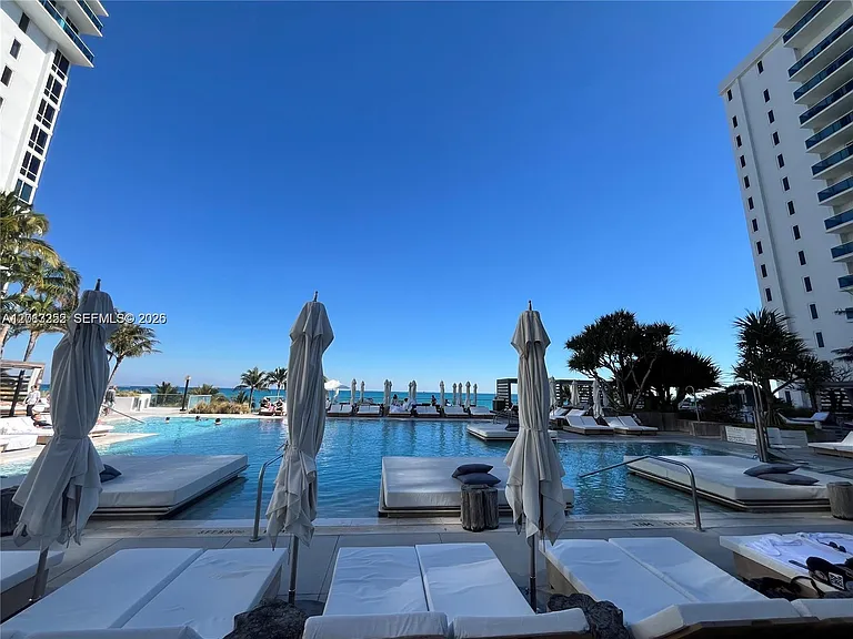 2301 Collins Ave #628 — Photo 22