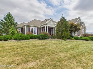 201 Millstone Dr, Montoursville, PA 17754