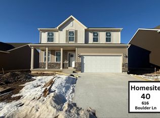 616 Boulder Lane #40, Stoughton, WI 53589