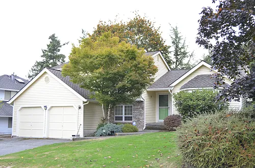 2816 235th Pl NE Photo 1