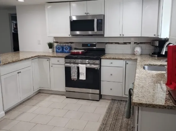 2010 Oliver St, Rahway City, NJ 07065