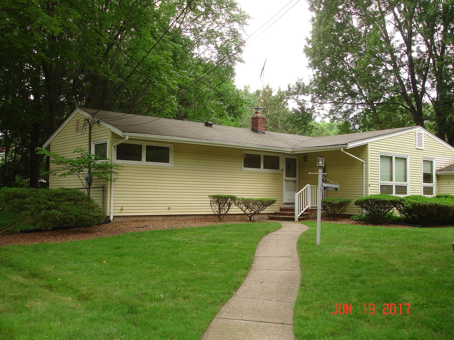 18 Lachmund Ct, Old Tappan, NJ 07675 Zillow