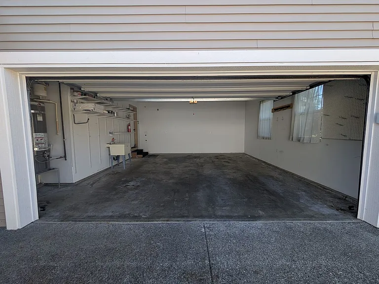 2233 Wallace Loop — Photo 38