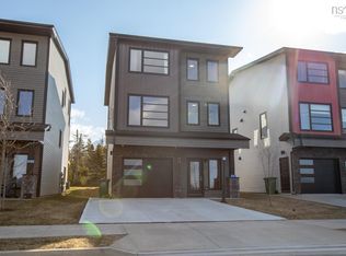 231 Marketway Ln, Halifax, NS B3T0J5