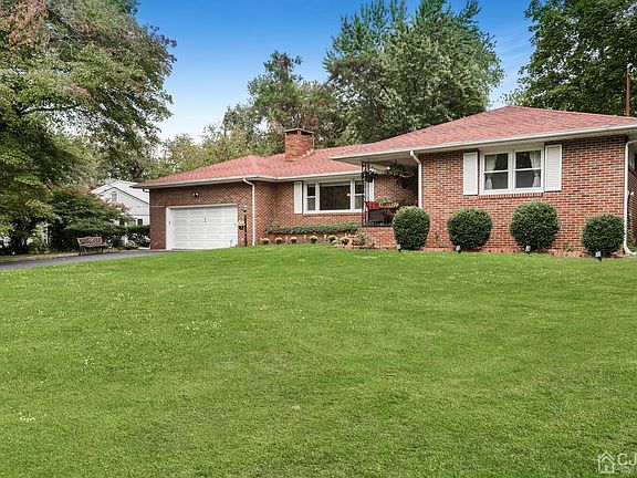 2nd image of 34 Patton Dr
