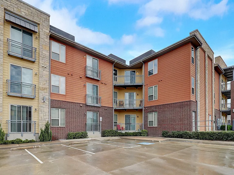 Gateway Pines — Photo 35