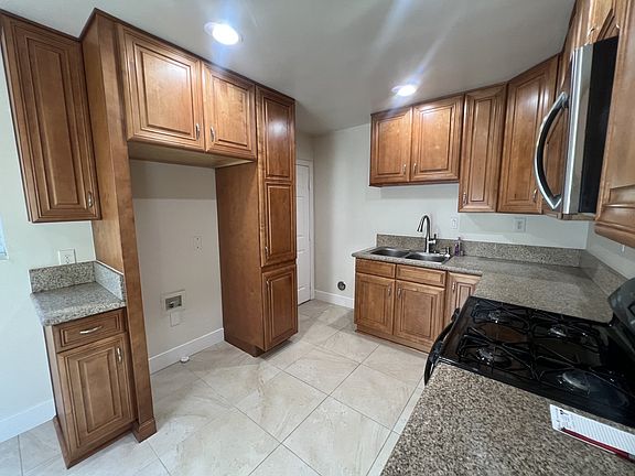 3rd image of 8225 Adams St