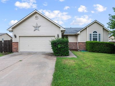 345 S Pitchers Ct, Andover, KS, 67002