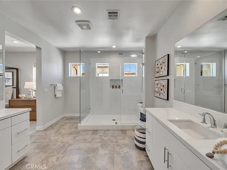 141 Edna Pkwy — Photo 55