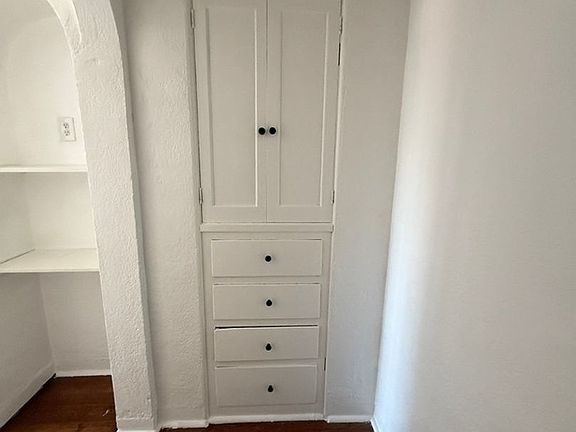 4th image of 1120 Amalia Ave #1124-1/4