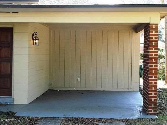 Carport