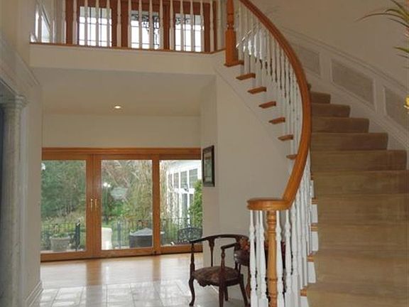 3rd image of 6101 N Eagle Bend Ct
