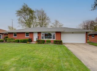 1001 Greenview Dr, Aurora, IL 60505