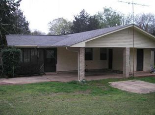 592 Paradise Acres Rd, Russellville, AR 72802