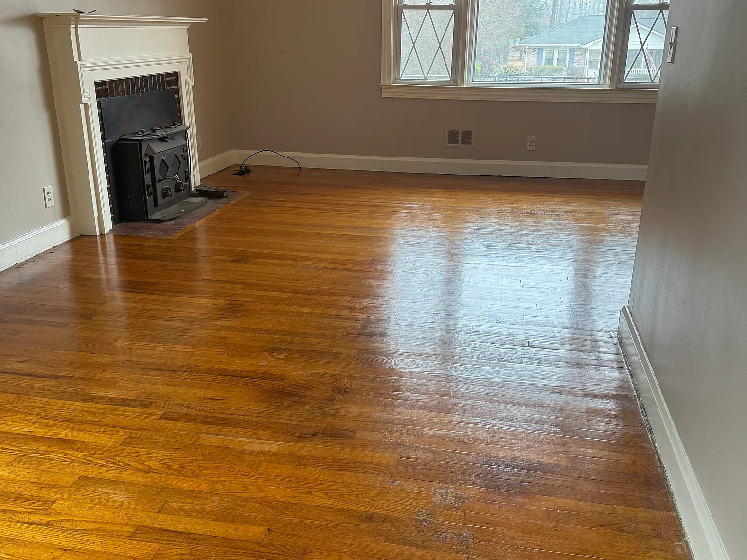 230 Elaine Avenue — Photo 2