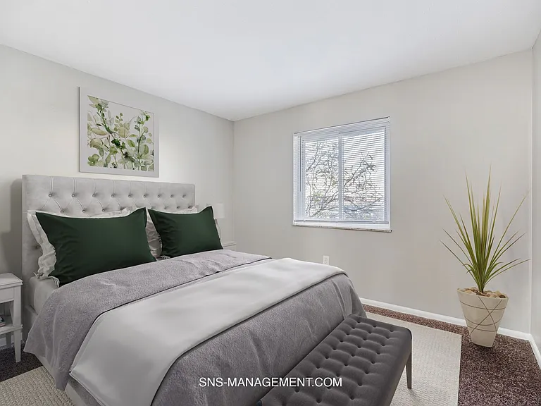 Woodmere Apartments — Photo 19