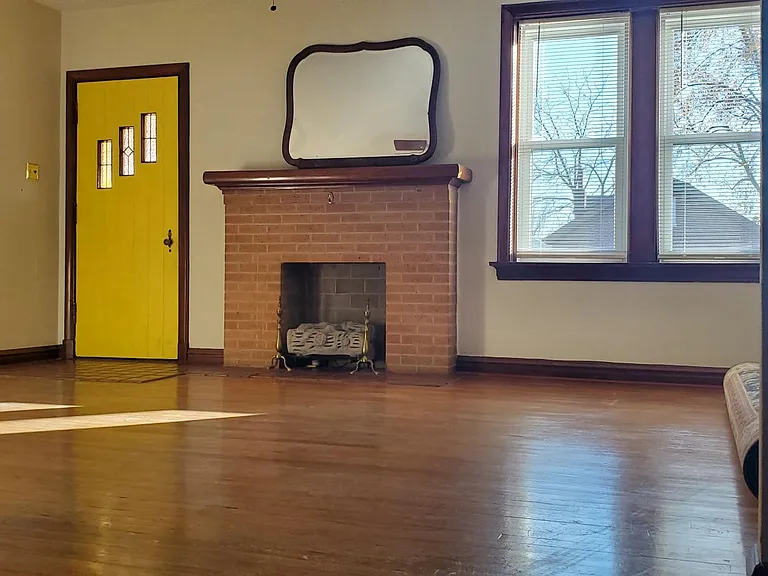 4945 Devonshire Ave #A — Photo 13