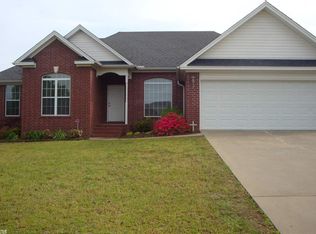 2102 Daniel Dr, Searcy, AR 72143