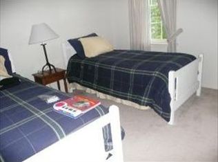 2950 Tiffany Dr, Lititz, PA 17543