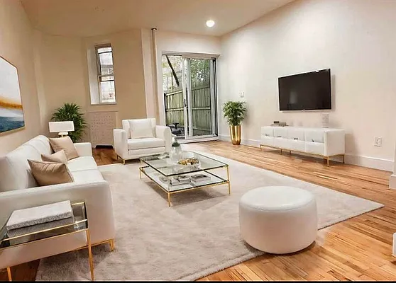 Rented by Compass | media 12