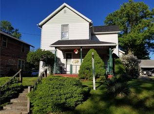 934 S Union Ave, Salem, OH 44460