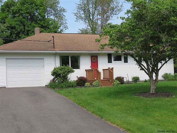 2nd image of 43 Nelson Ave
