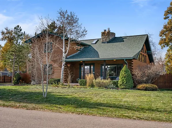 2005 Applewood Drive, Lakewood, CO 80215