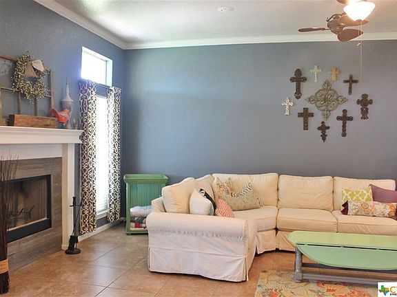 3rd image of 1701 Whispering Oaks Ct