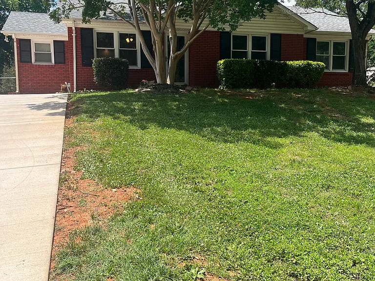 10400 Starwood Dr — Photo 2