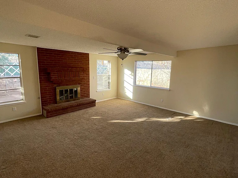 4740 Tumbleweed Ave — Photo 12