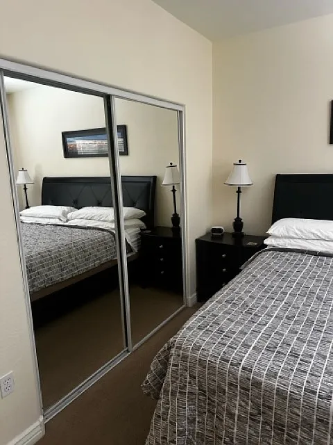 2 bed, 1700 sqft, $1,700 — Photo 2