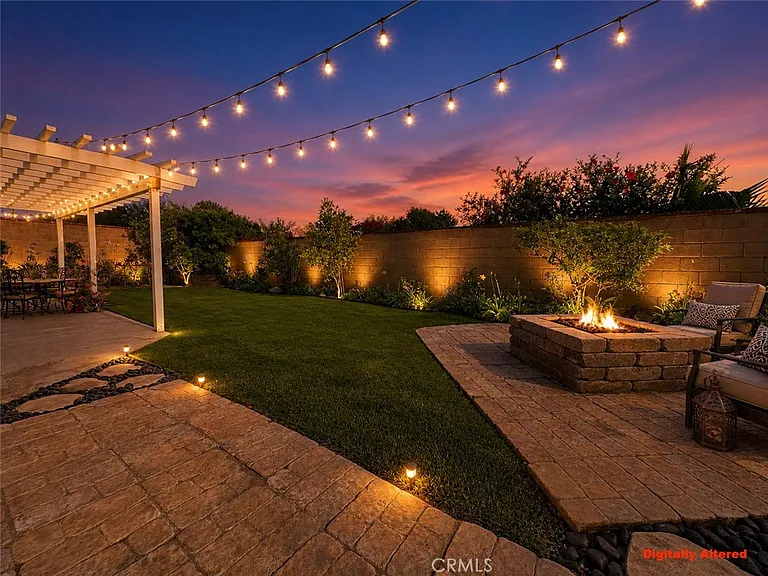 18572 Avolinda Dr — Photo 63
