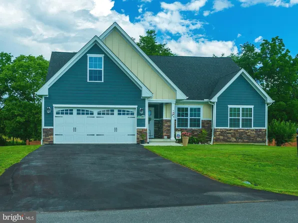 86 Green Bulrush Ct, Shepherdstown, WV 25443