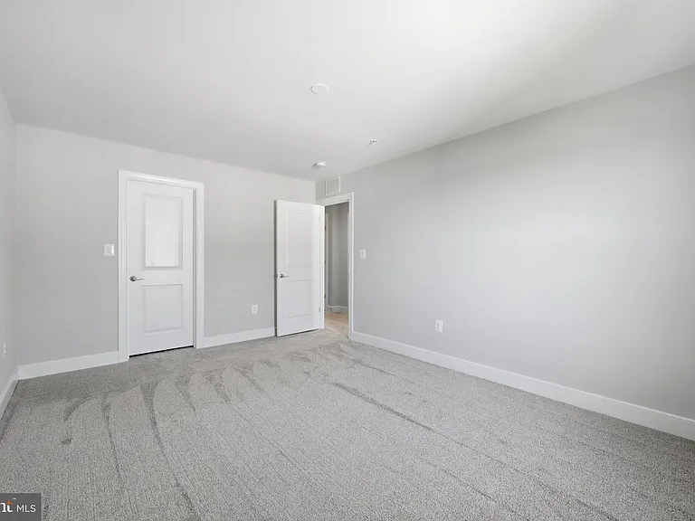 43976 Vaira Ter — Photo 24