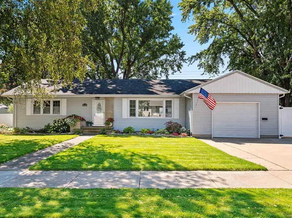 825 W Marquette St, Appleton, WI 54914