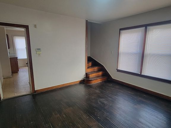 4th image of 1340 E Livingston Ave #1340