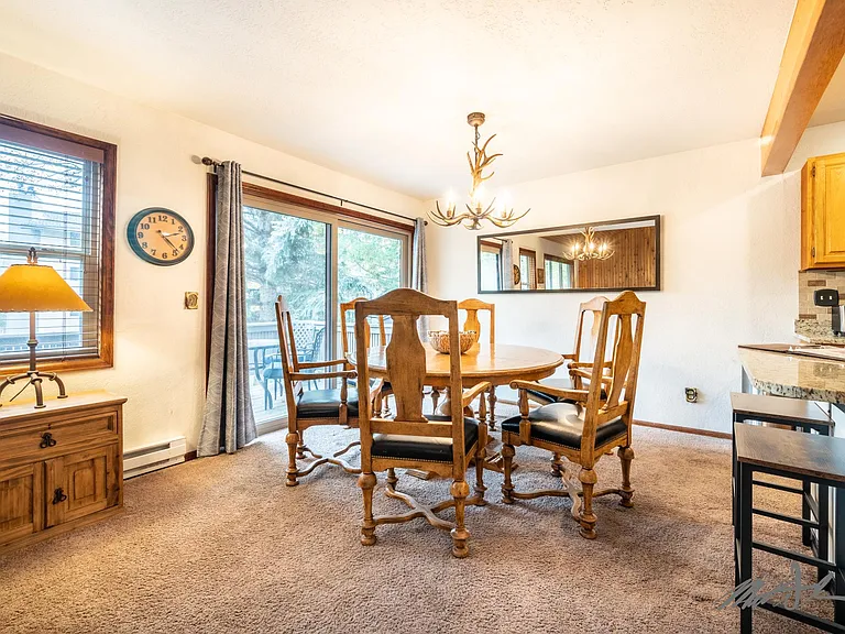 350 W Beaver Creek Blvd #201 — Photo 2