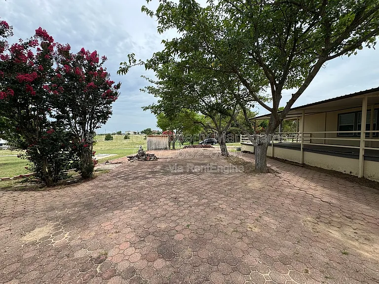 197 Private Road 4652 — Photo 7