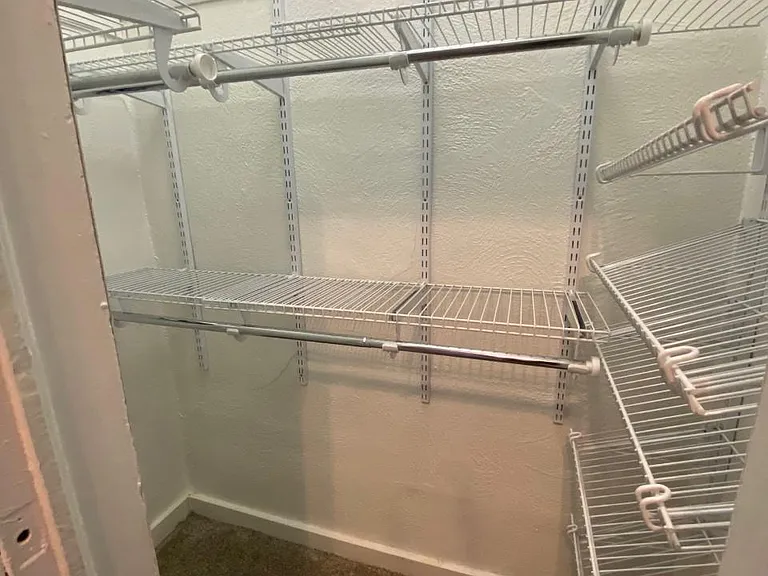 walk in bedroom closet