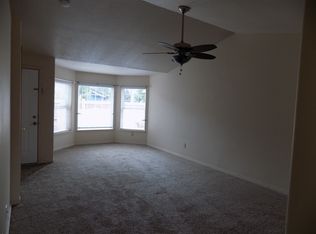 622 S 41st Ct, Springfield, OR 97478